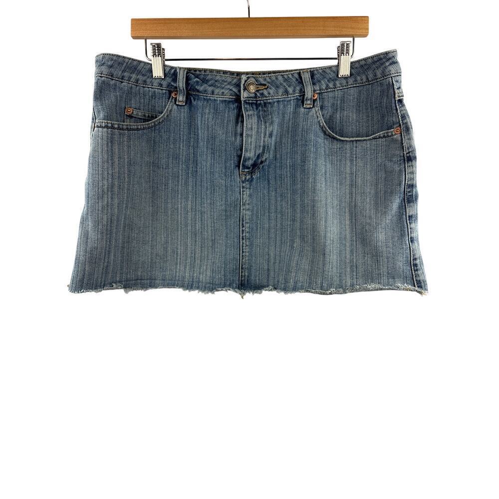 Women’s Old Navy Size 14 Light Blue Jean Mini Skirt
